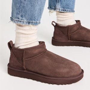 Classic ultra mini brown size 7